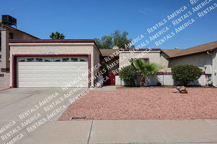 Building Photo - 10010 N 66th Ave