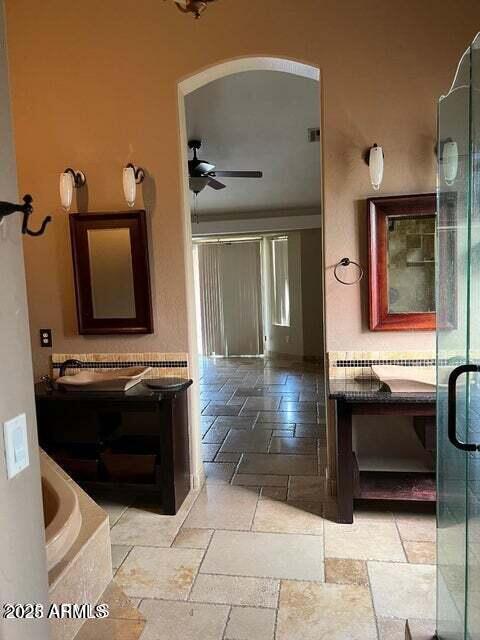 Building Photo - 1024 W Starward Ct