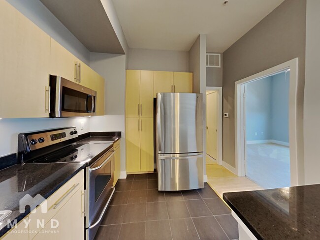 Building Photo - 4605 Cedar Springs Rd