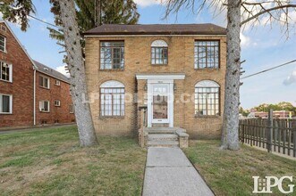 Building Photo - 3945 Torrance Dr