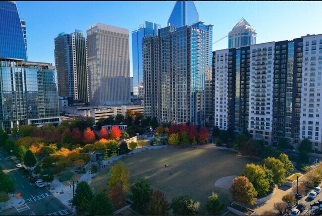 Building Photo - 300 S Church St