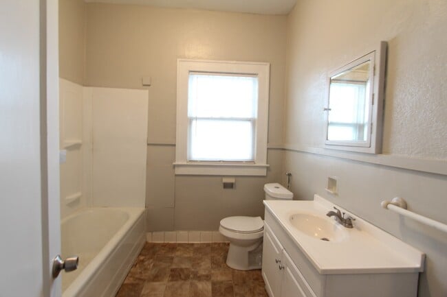 Building Photo - New On The Market!! Will not last long at this price. Better Hurry!!