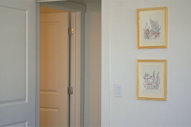 Building Photo - 5553 E Bollo St