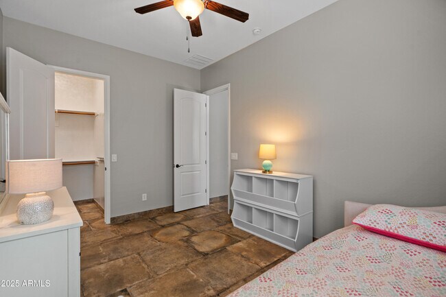 Building Photo - 6788 S Jacqueline Way