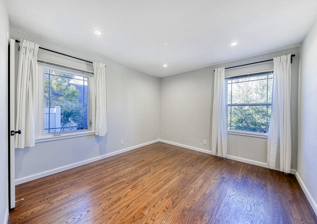 Building Photo - 4715 Berryman Ave