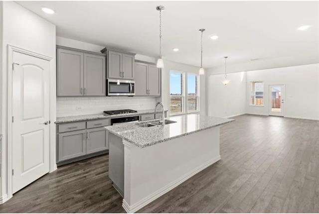 Building Photo - 616 Blakelys Wy