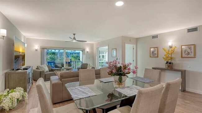 Building Photo - 5757 Gulf of Mexico Dr