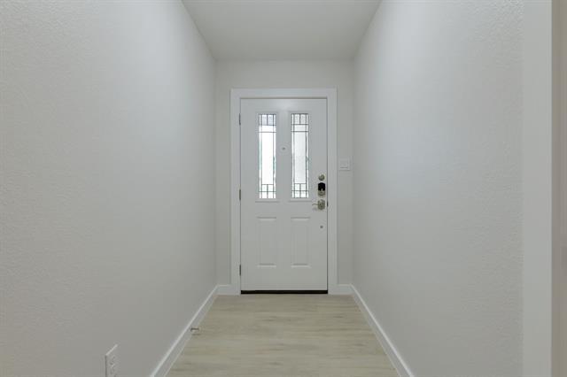 Building Photo - 2717 Meadow Green