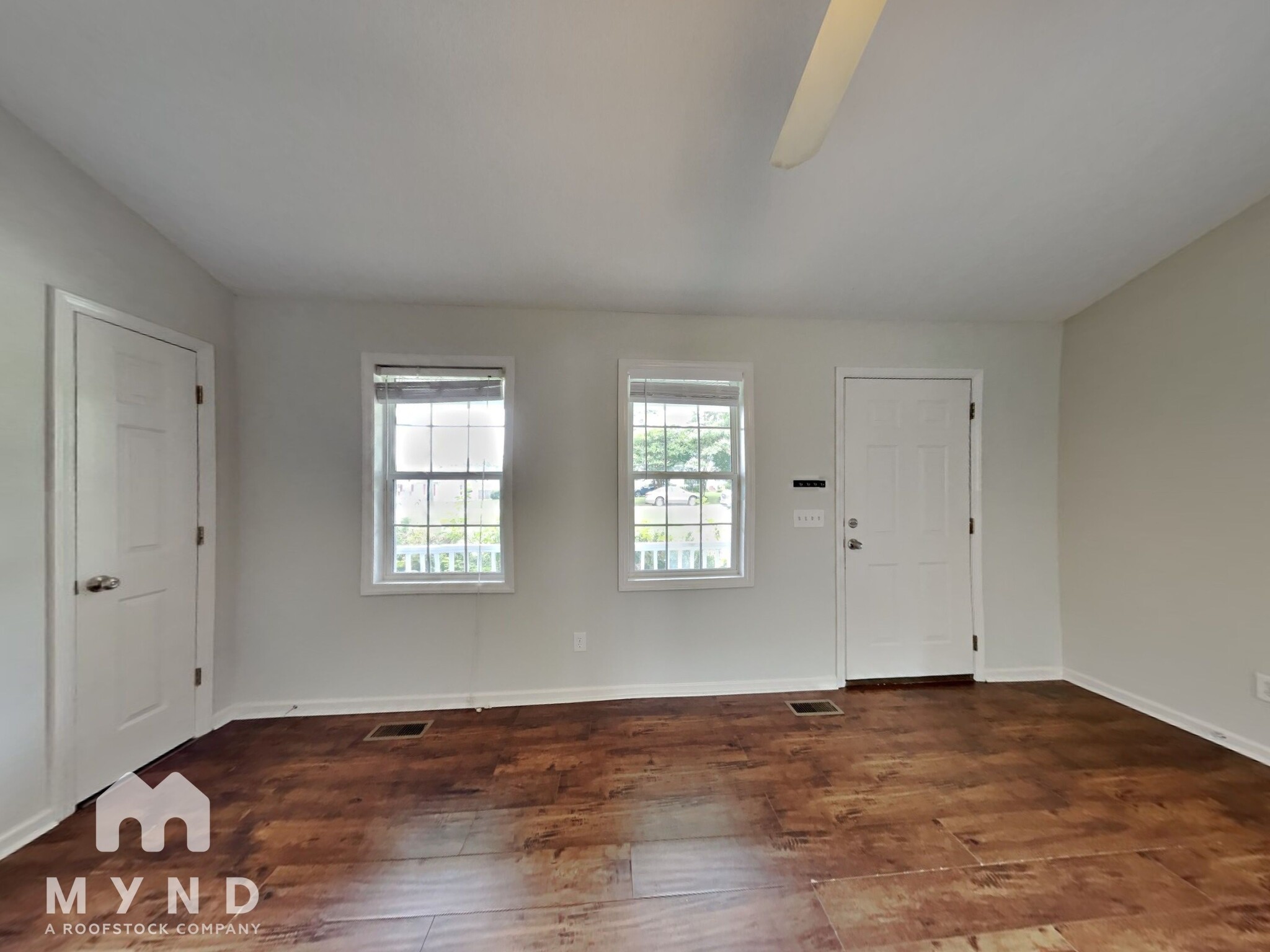 Building Photo - 2036 Ballston Pl