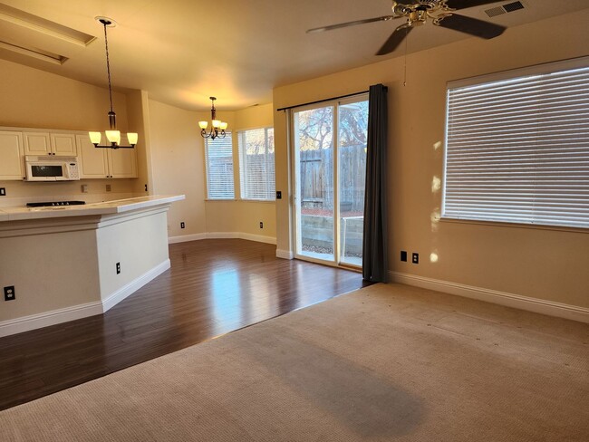 Building Photo - Home For Rent in Winhaven are of Minden