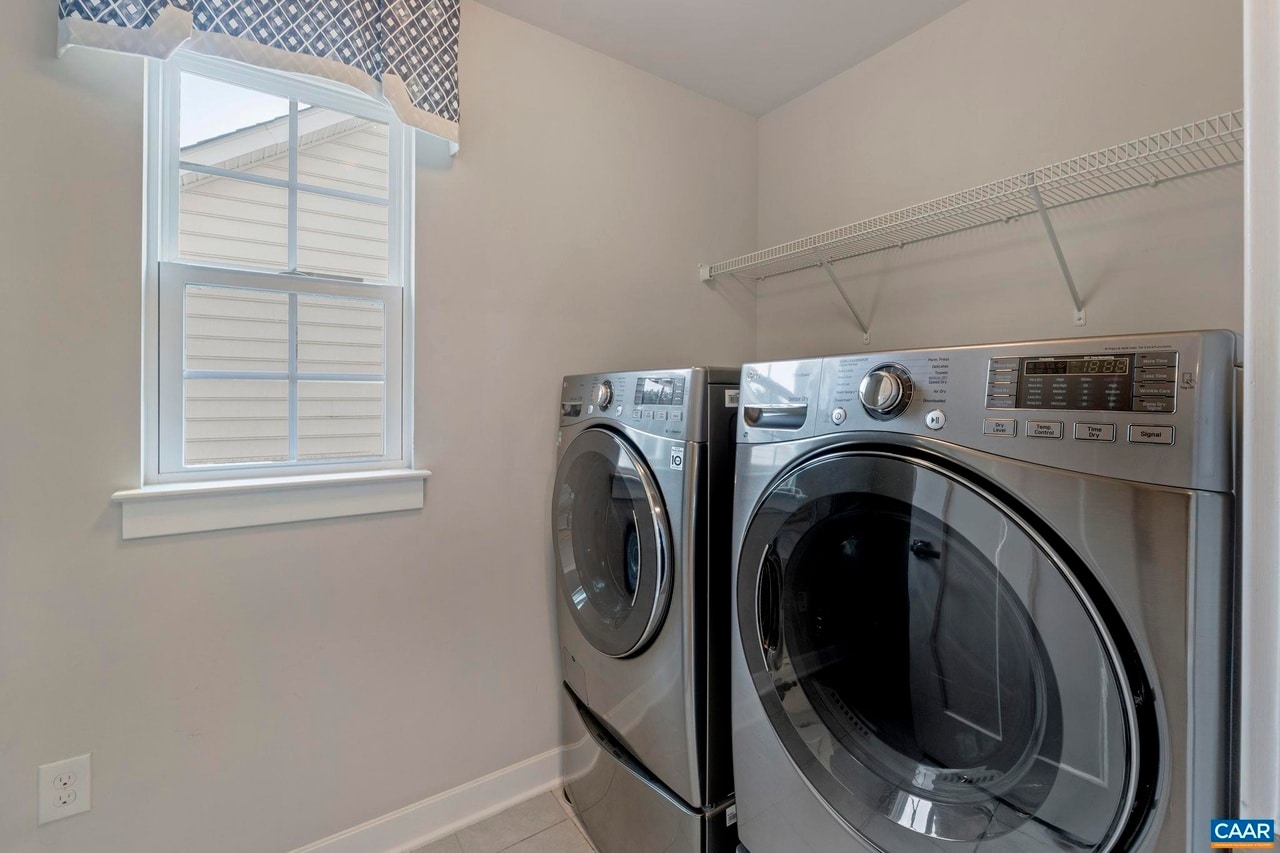 Convenient upstairs laundry - 3007 Sun Valley Dr
