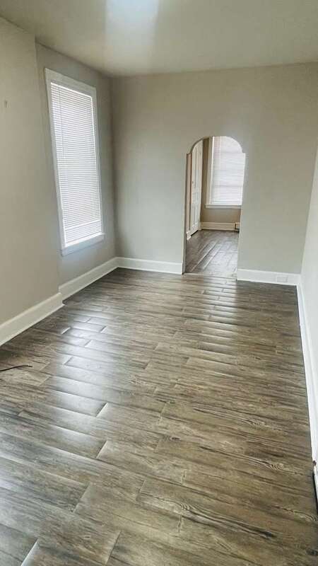Building Photo - 263 S 62nd St