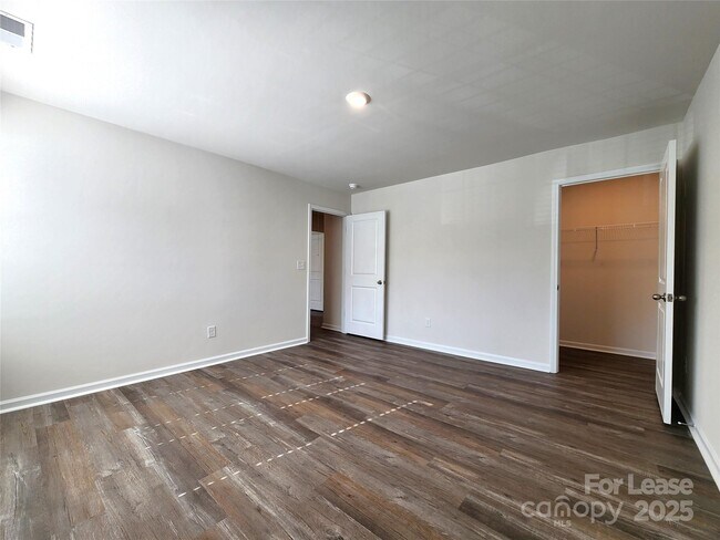 Building Photo - 2973 Sherrills Strm Dr