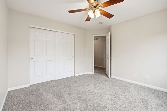 Building Photo - Welcome to this well-maintained 4-bedroom home in the heart of Thornton!