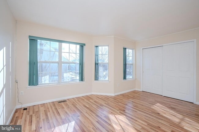 Building Photo - 1603 Blossom Cir