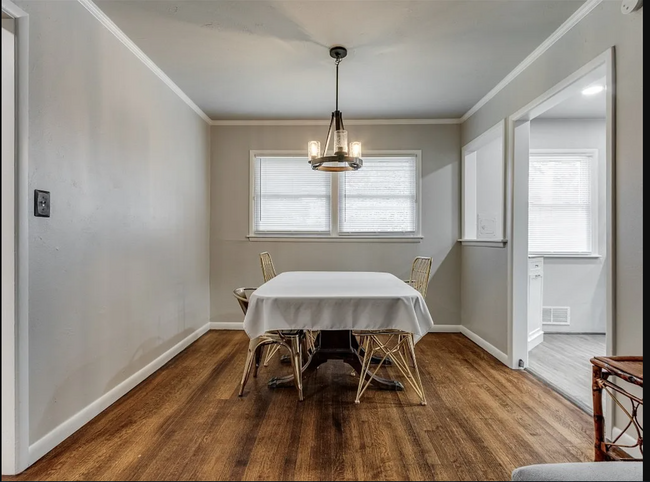 Breakfast Nook/Dining area - 2516 NW 49th St