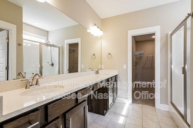 Building Photo - 105 Weller Ln