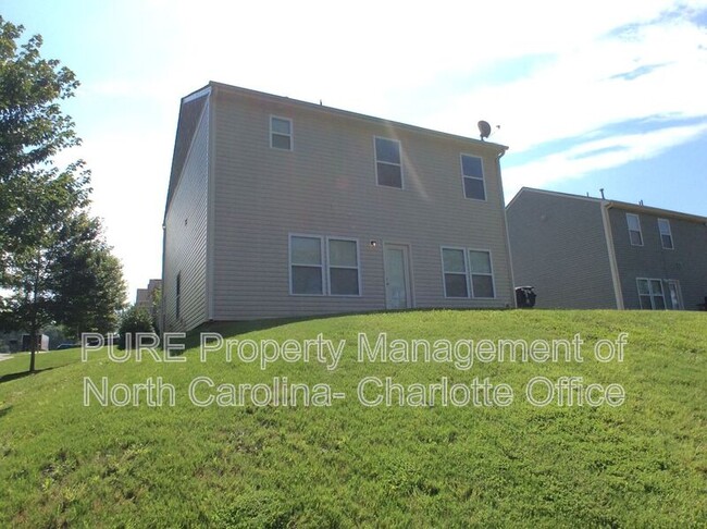 Building Photo - 1404 Henry David Ct