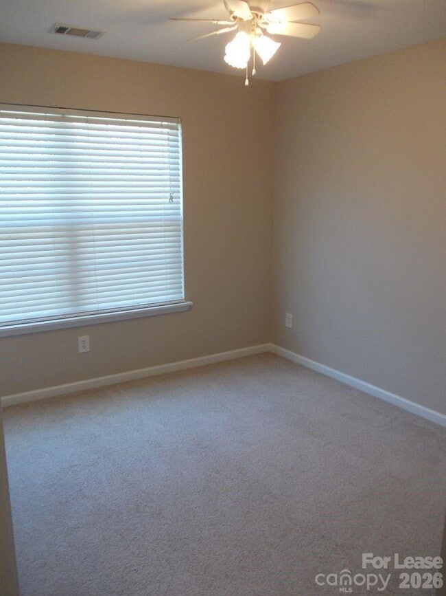 Building Photo - 2595 Brackley Pl NW