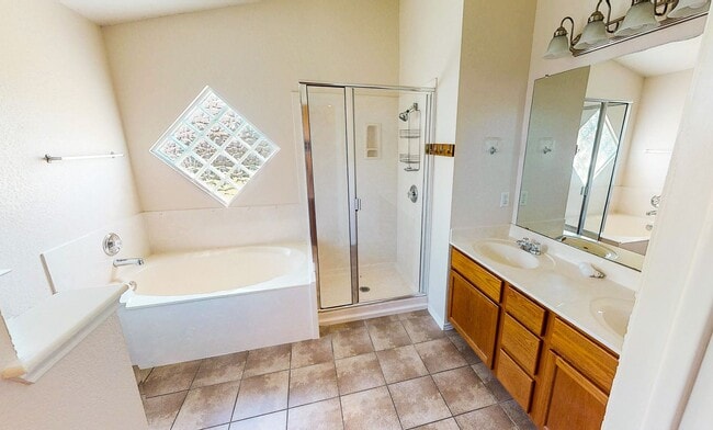 Building Photo - Welcome to Bridgewood Estates—your new hav...