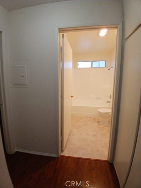 Building Photo - 14551 Vose St