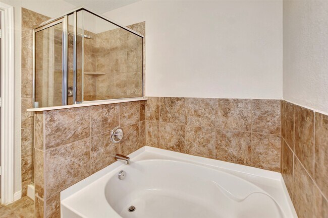 Building Photo - 5439 Baronet Dr