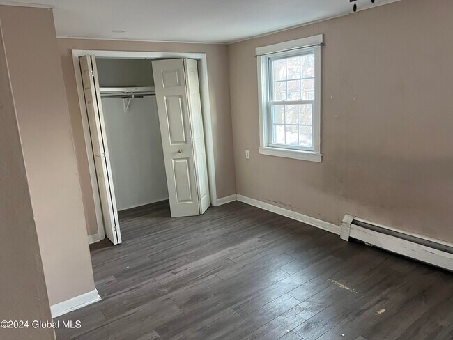 Building Photo - 109 Exchange St