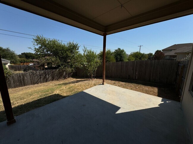 Building Photo - 6706 Golden Oak Ln