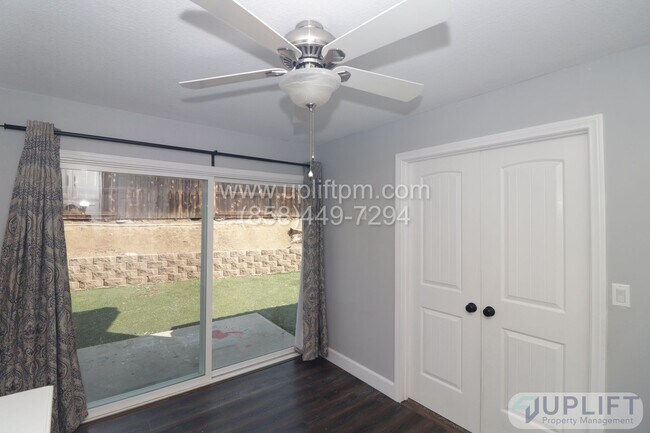 Building Photo - Beautiful Spring Valley home, tri floor 4 ...