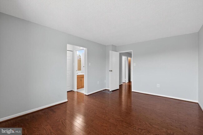 Building Photo - 200 N Pickett St