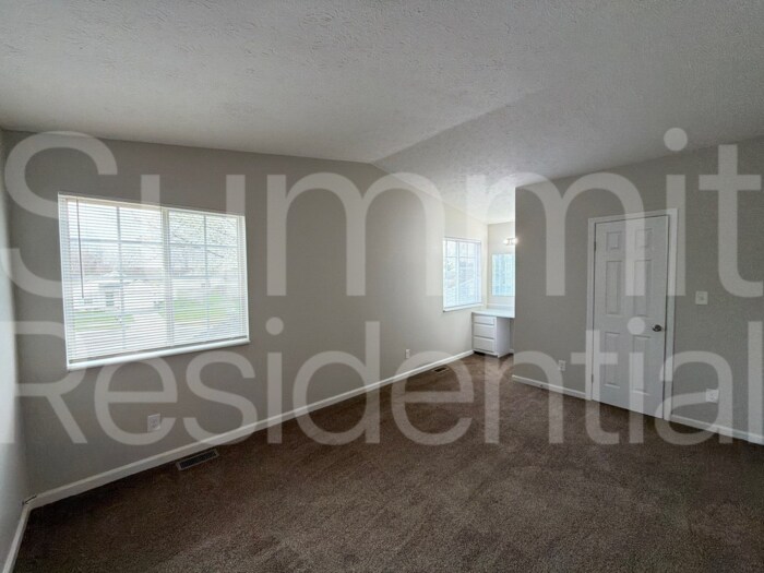 Building Photo - 3716 Rock Maple Dr