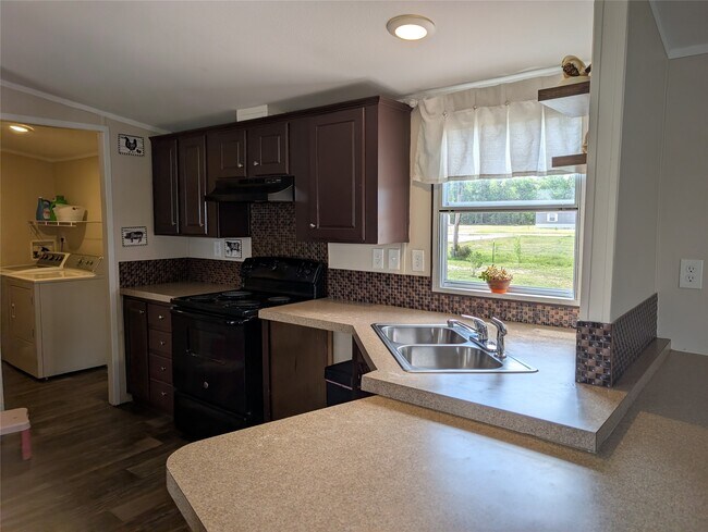 Building Photo - 18384 Valletta Dr