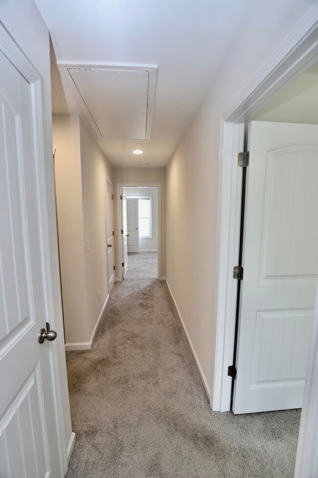 Building Photo - 1854 Gabriel Ln