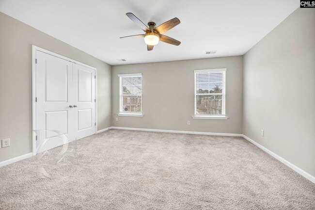 Building Photo - 131 Hunters Grove Dr