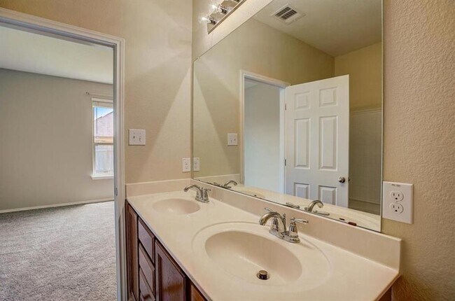 Building Photo - 809 Oatmeal Drive