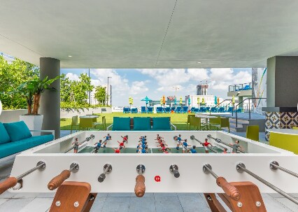 Building Photo - 330 NE 4th St