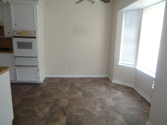 Building Photo - 1419 Dorsetshire Dr