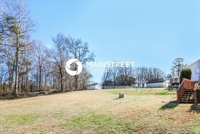 Building Photo - 3 Bedroom Pet-Friendly Home in Lexington, ...