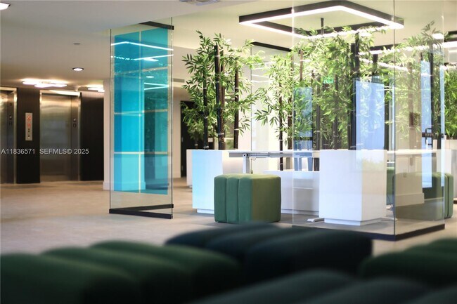 Building Photo - 4400 W Sunrise Blvd