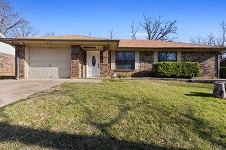 Building Photo - Charming Newly Remodeled Rental Home in a Quiet Neighborhood