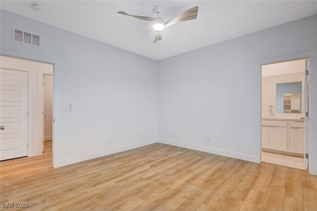 Building Photo - 237 Callen Falls Ave