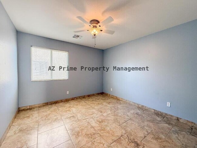 Building Photo - 23816 N Wilderness Way