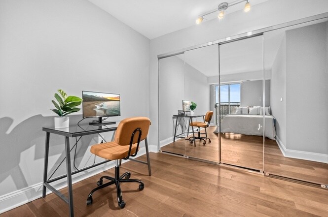 Building Photo - 700 7th St SW