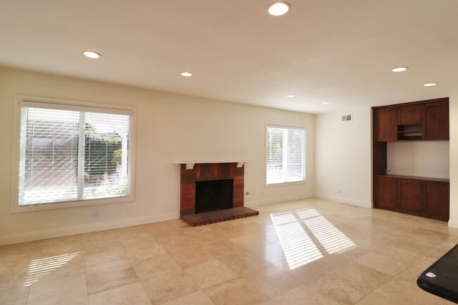 Building Photo - Please Do Not Disturb Occupants - Spacious 3-Bedroom + Den Home in the Heart of Newbury Park – Co...