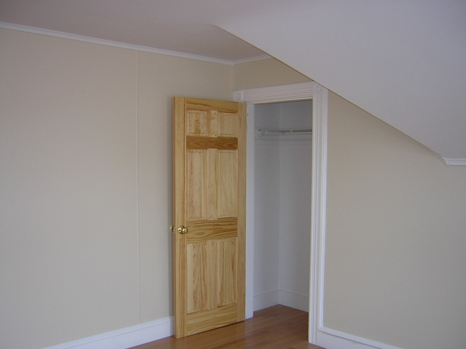 Building Photo - 55 University Ave