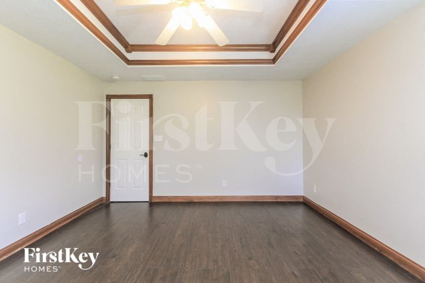 Building Photo - 169 Meadows Ct