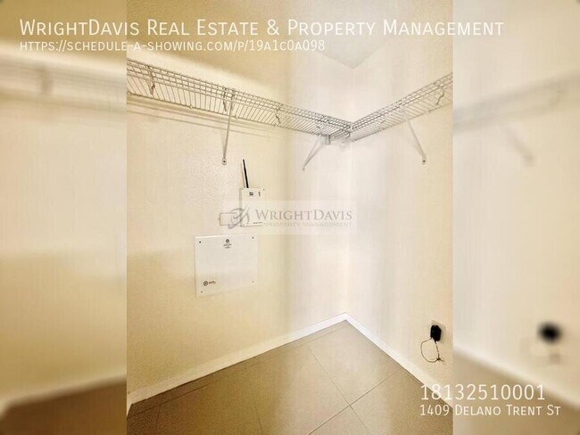 Building Photo - 1409 Delano Trent St