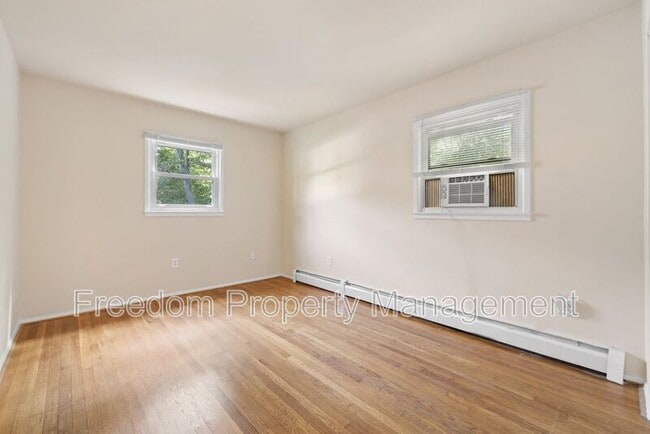 Building Photo - 14309 Fairmont Ct