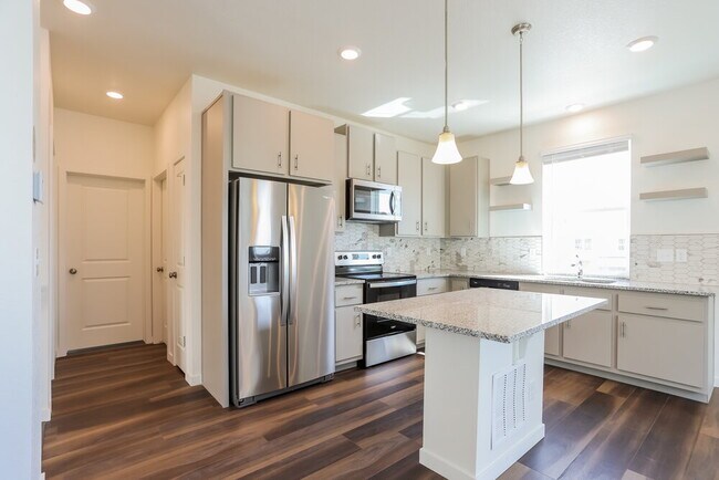 Building Photo - 18571 E 47th Ave