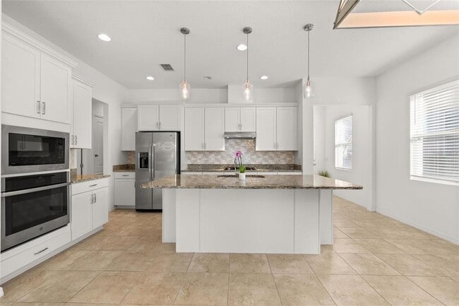 Building Photo - 1855 Flora Pass Pl